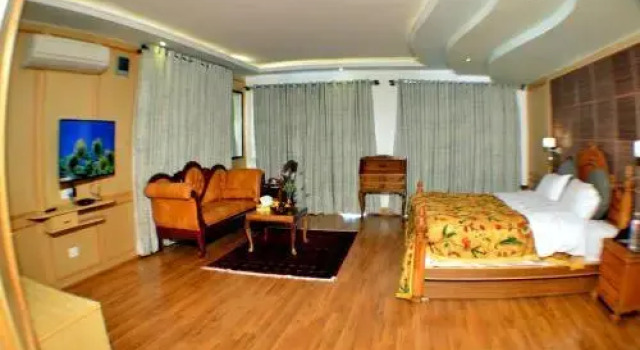 Kashmir Mahal Resorts by Stay Pattern