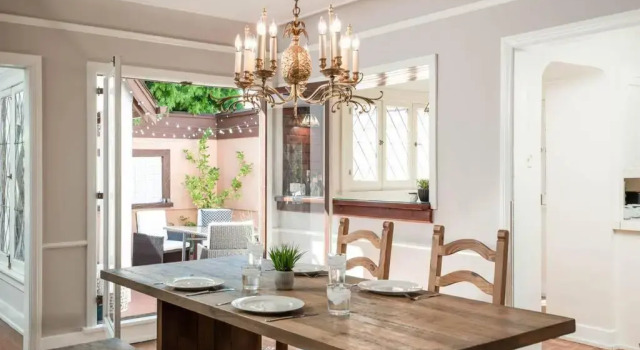 Hollywood - King Beds - Large Patio