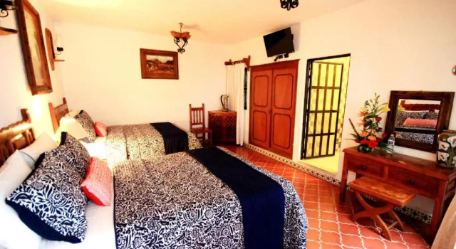 Четырёхместный номер Standard Hotel Mesón del Rosario