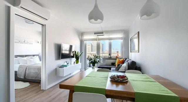 Zgoda by MKPL Apartments, Забронировать Апартаменты/квартира Отели Варшавы с парковкой, рядом с ОРКО Тауэр, Парковка