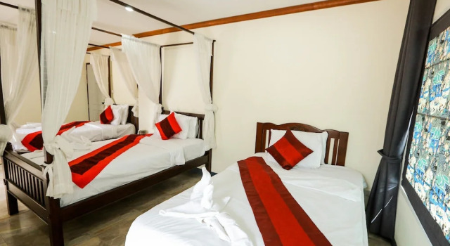 Пятиместный номер Deluxe с балконом Sripoom Boutique House