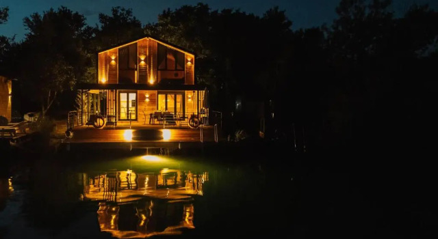 Congo Bungalow