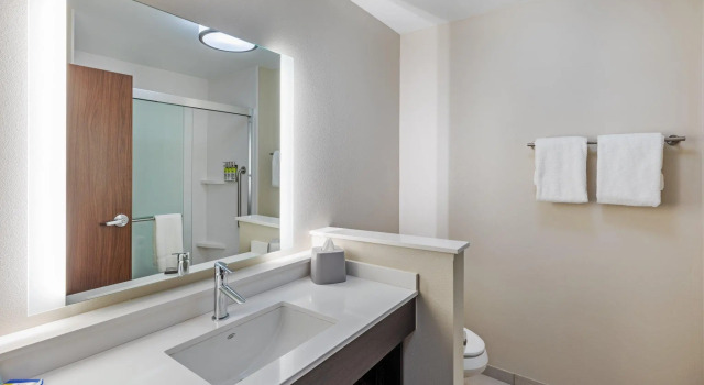 Двухместный номер Standard Holiday Inn Express & Suites Purcell by IHG
