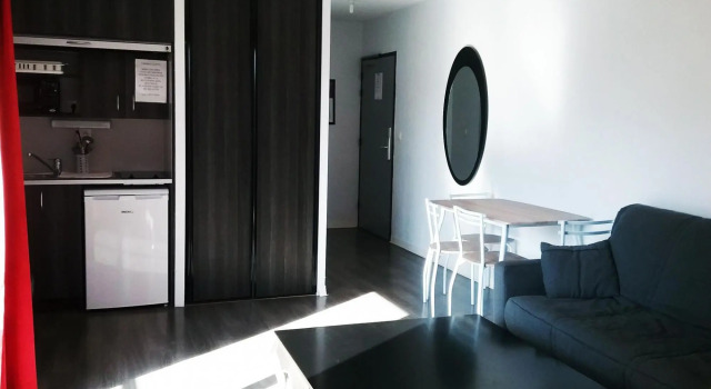 Coastal Stay With Pool in La Baule, Забронировать Апартаменты/квартира Ла-Боль La Baule Bay, рядом с La Baule-Escoublac Train Station
