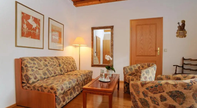 Люкс с балконом Stolls Hotel Alpina