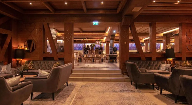 Одноместный номер Standard Berghotel Basur