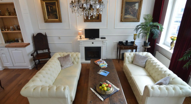 Beautifully Restored House For Up To 8 Personen., Book Hotel Vlissingen 