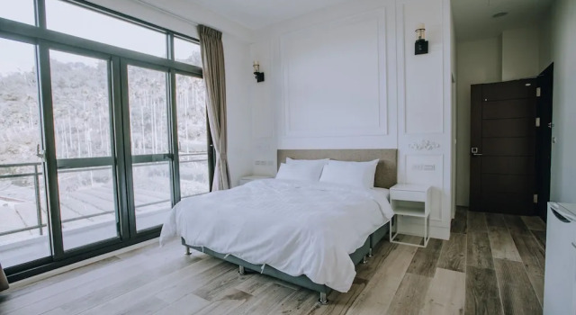 Двухместный номер Standard с балконом Ruili Tea Villa