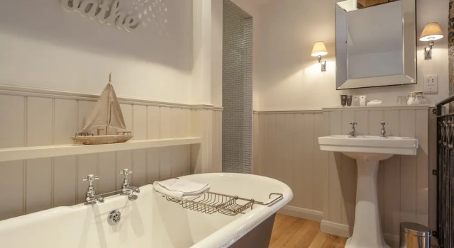 Номер Comfort Great John Street Hotel