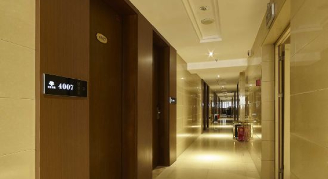 Chengdu Yijing Fashion Hotel (Sichuan Top Vocational College of Information Technology), Book Hotel Pidu Chengdu
