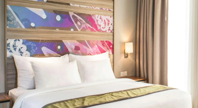 Номер Deluxe Hotel GranDhika Iskandarsyah