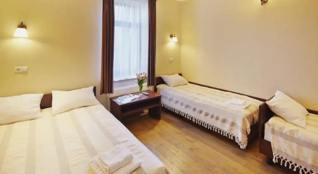 Medova Pechera, Réserver Hôtel Lviv 