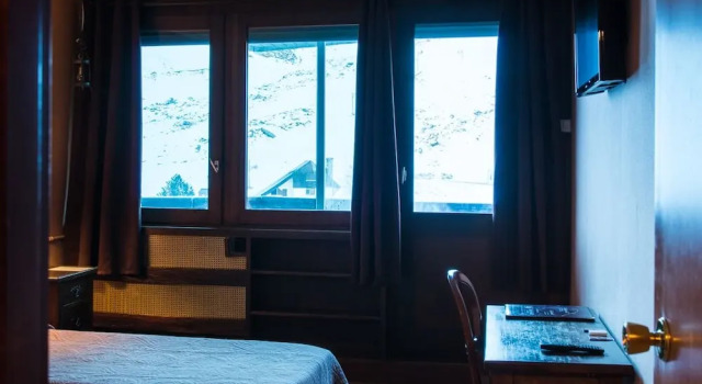 Hôtel Le Pourteilh, Забронировать Отель Отели Tourmalet Ski Resort с парковкой, Парковка