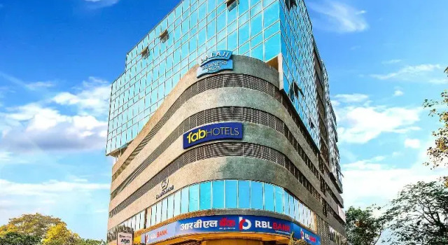 FabHotel Admiral, Забронировать Отель Отели штата Махараштры 3 звезды, 3*