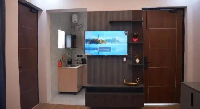 Люкс HomeGround - Stay | Play | Recharge 3 BHK