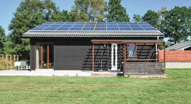 Nice Home in Löttorp With 3 Bedrooms and Wifi