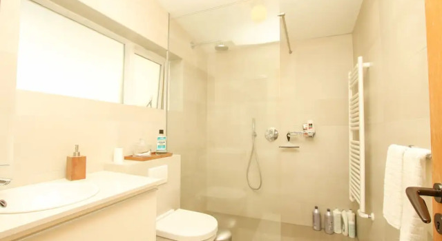 Вилла Deluxe с 5 комнатами Large Modern Family House