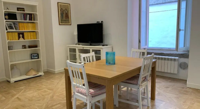 Fafa Apartment, Забронировать Апартаменты/квартира Отели Неаполя с парковкой, рядом с Ospedale degli Incurabili, Парковка