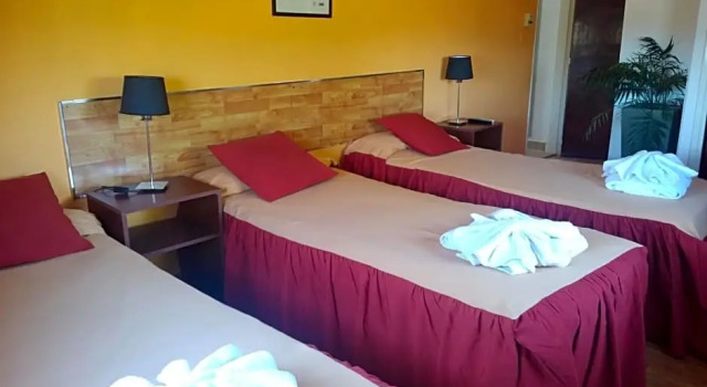 Трёхместный номер Standard с красивым видом из окна Hotel Aoma Villa Carlos Paz