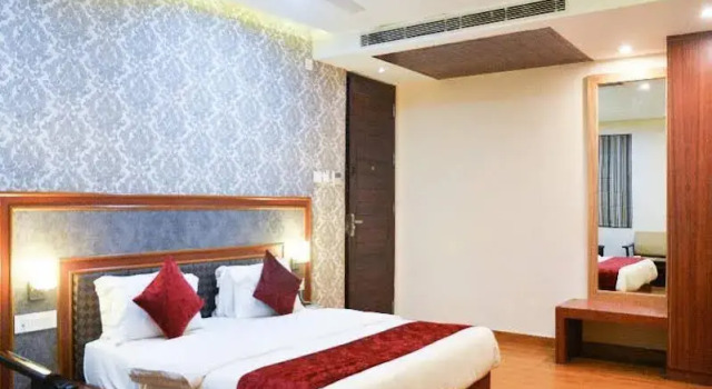 ZO Rooms Varanasi Cantt