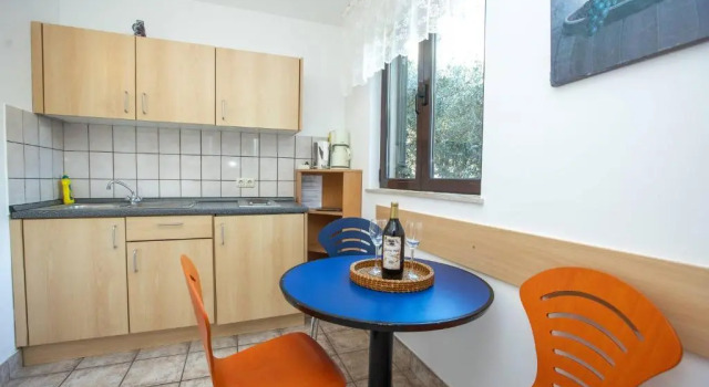 Студия Apartments Mosor