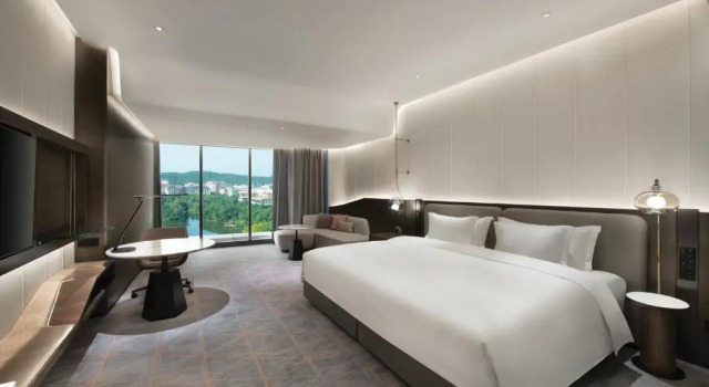 Двухместный номер Premium Crowne Plaza Wuhan Optics Valley by IHG
