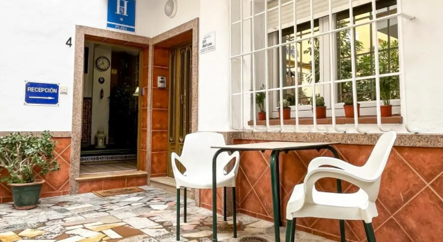 Beatriz Charming Hostal