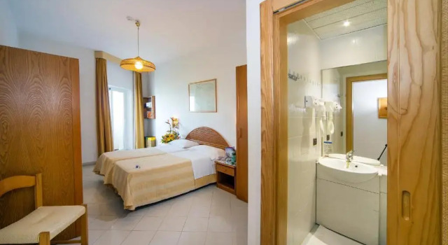 Четырёхместный номер Standard Ecoresort Le Sirene - Caroli Hotels