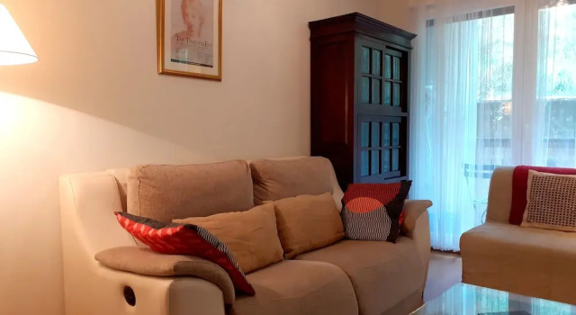 Brian. Moderno apartamento en el centro, Забронировать Апартаменты/квартира Апартаменты Сан-Себастьян, рядом с Собор Доброго Пастыря, Апартаменты/квартира