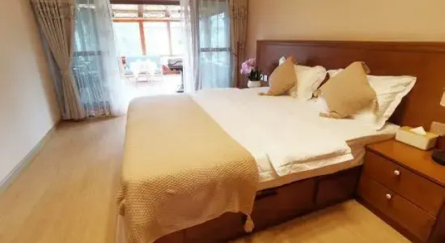 Двухместный люкс с видом на окрестности Shiwei Hostel