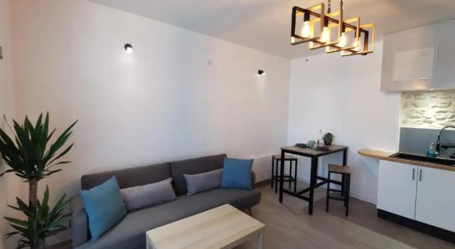 Апартаменты Charmant appartement dans centre Meschers/Gironde