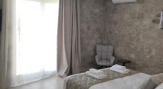 Полулюкс Kedros Milos Suites