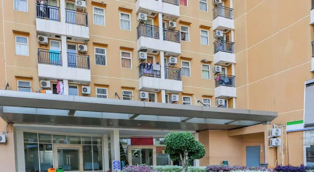 OYO 94041 Royal Stay, Rezervasyon Otel Depok West Java
