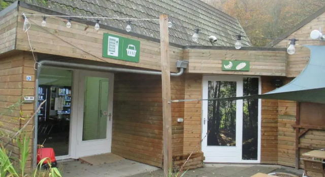 Chalet 230 I Gezellig chalet aan de rand van het bos - 5 persoons I Durbuy, Забронировать Шале Виллы Дюрбюи, Вилла