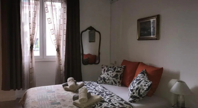 Apartment KAPO, Prenota Appartamento Splitska 