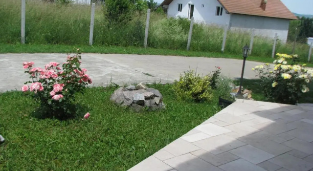 Pensiunea Neredy, Rezervovat Hotel Hotely v Bihor s parkováním, Parkování