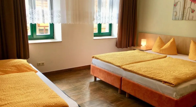 Schweizerhaus, Забронировать Отель Отели Майсен с парковкой, рядом с Замок Альбрехтсбург Майссен, Парковка