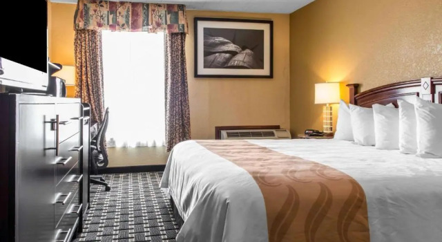 Номер Standard Ramada by Wyndham New Kensington