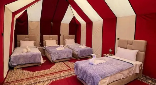 Camp Nomad, Rezervovat Hotel Hotely v Meknes-Tafilalet s parkováním, Parkování