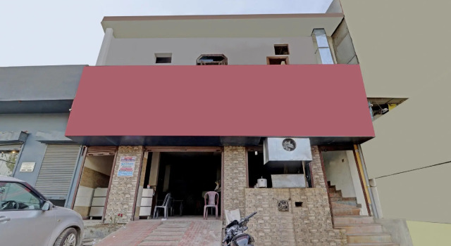 OYO GZB338 Redison Inn, Забронировать Дом для отпуска Виллы Газиабад, Вилла