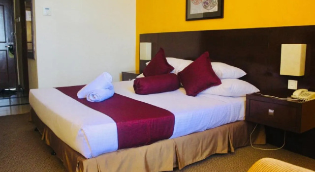 Двухместный номер Deluxe The Grand Puteri Hotel