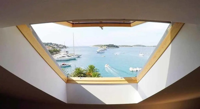Апартаменты Hvar Attic Apartment