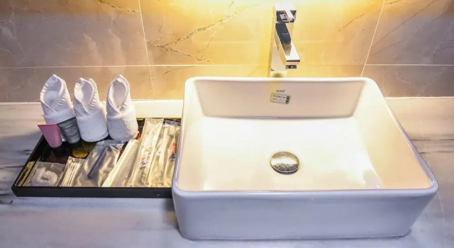 Трёхместный номер Deluxe Muong Thanh Holiday Vung Tau Hotel