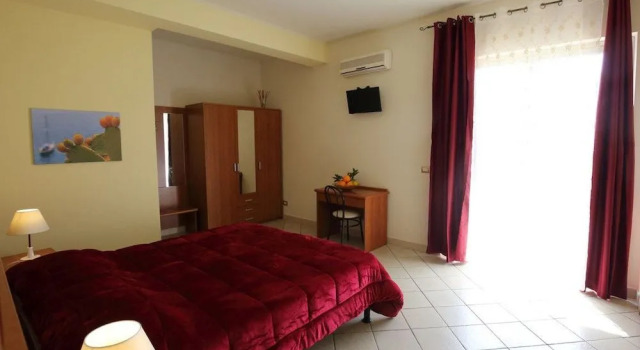 B&b Valle d'Agrò, Book Bed and Breakfast Hoteller i Sicilien med parkering, Parkering