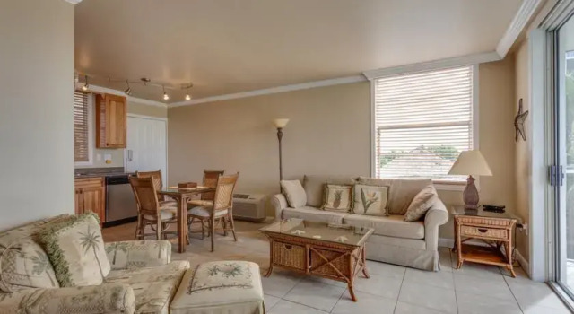 Bonita Beach & Tennis 1208 by Vacation Rental Pros, Забронировать Отель Бонита-Спрингс Southwest Florida, рядом с Парк Bonita Beach