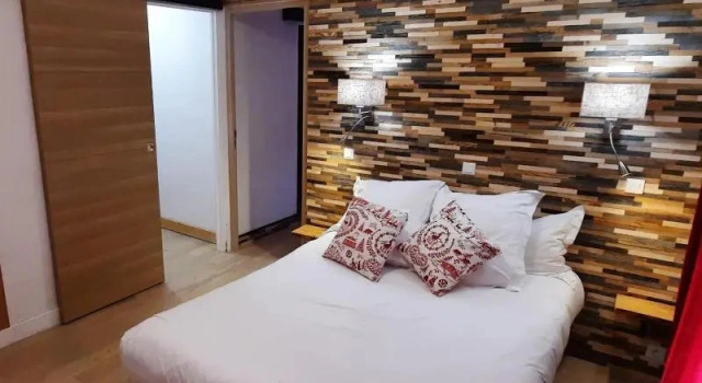 Семейный номер Standard с балконом и с красивым видом из окна Hôtel Chastellares