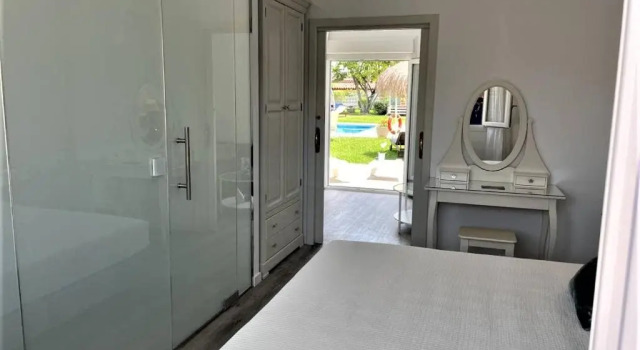 Полулюкс Hotel Malaga Picasso