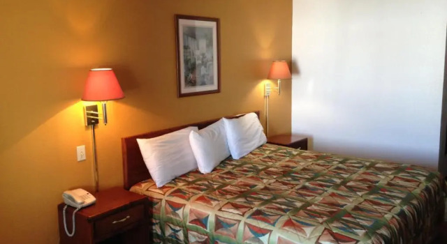 Люкс Brentwood Inn & Suites