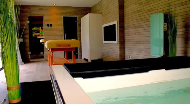 Oenovilla®, Rezervovat Hotel Camblanes-et-Meynac Akvitánie