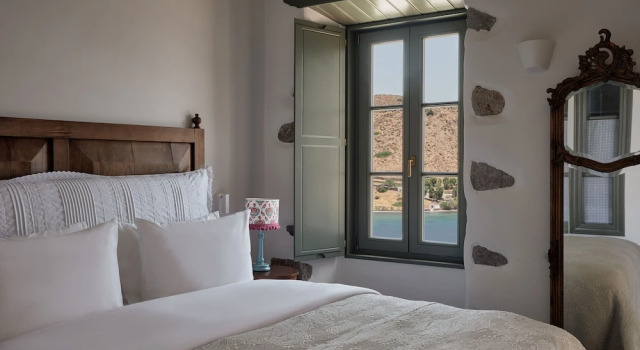 Двухместный номер с небольшим бассейном с видом на море Patmos Eye Boutique Hotel & Villas